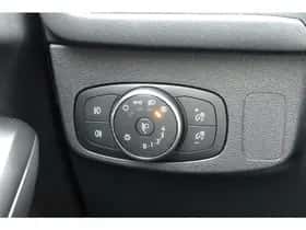 Ford Focus (2021) thumbnail 34