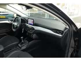 Ford Focus (2021) thumbnail 18
