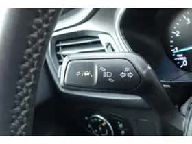 Ford Focus (2021) thumbnail 22