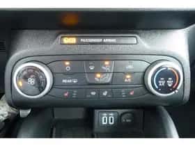 Ford Focus (2021) thumbnail 25