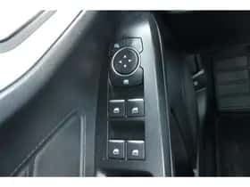 Ford Focus (2021) thumbnail 31