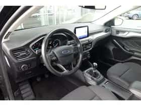 Ford Focus (2019) thumbnail 17