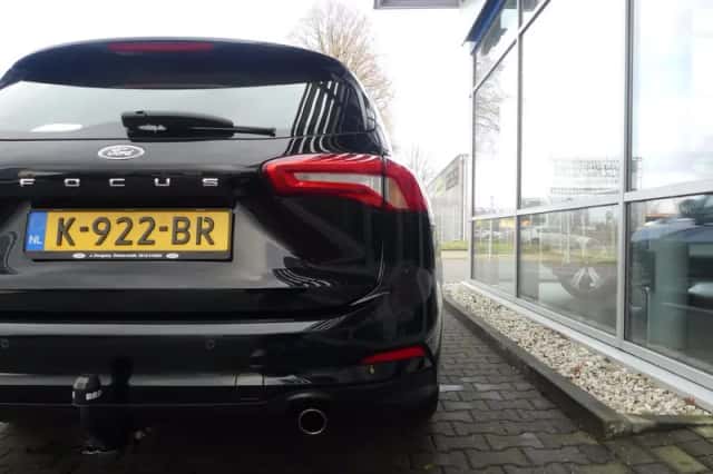 Ford Focus (2019) thumbnail 4