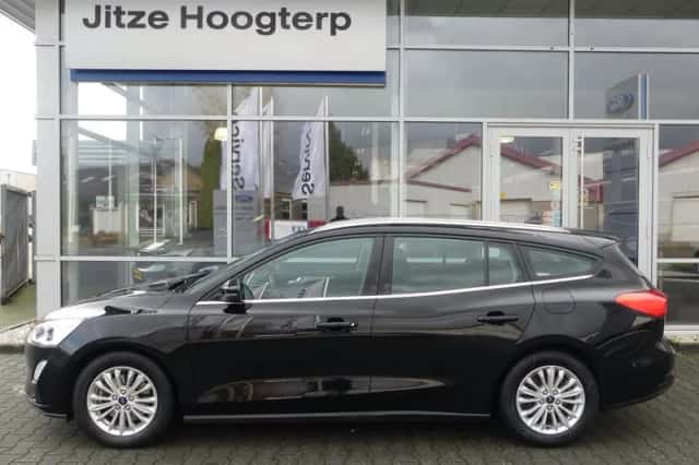 Ford Focus (2019) thumbnail 6