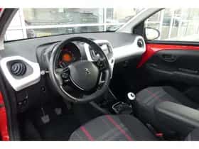 Peugeot 108 (2015) thumbnail 16