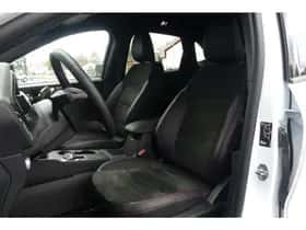 Ford Kuga (2022) thumbnail 16