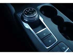 Ford Kuga (2022) thumbnail 39
