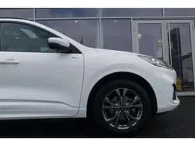 Ford Kuga (2022) thumbnail 8