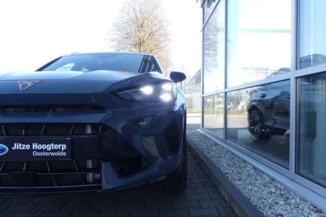 CUPRA Formentor (2025) thumbnail 3