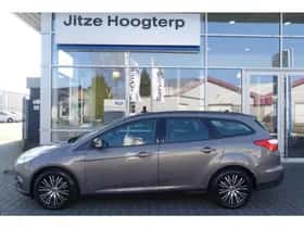 Ford Focus (2011) thumbnail 6