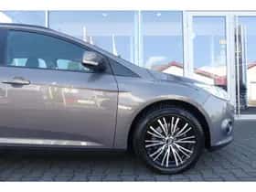 Ford Focus (2011) thumbnail 8