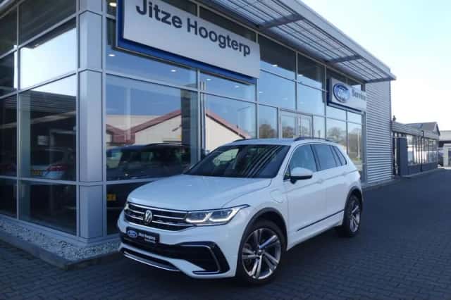 Volkswagen Tiguan (2022) thumbnail 1