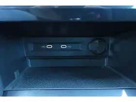 Volkswagen Tiguan (2022) thumbnail 41