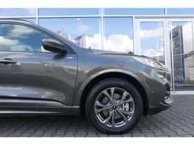 Ford Kuga (2021) thumbnail 8