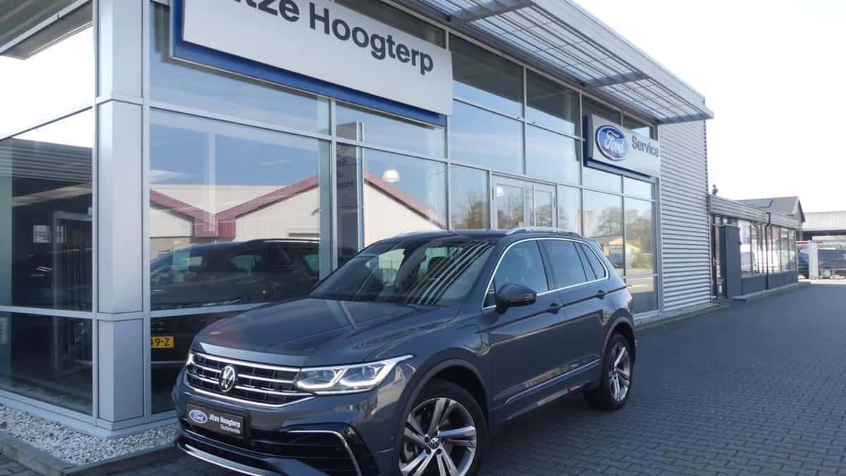 Volkswagen Tiguan (2022) — foto 1