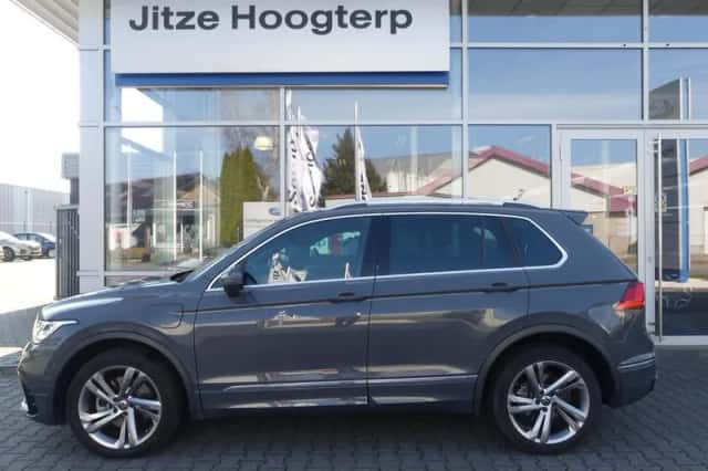 Volkswagen Tiguan (2022) thumbnail 6