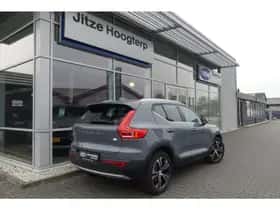 Volvo XC40 (2020) thumbnail 2