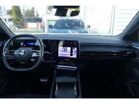Renault Austral (2024) thumbnail 24