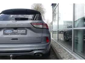 Ford Kuga (2021) thumbnail 4