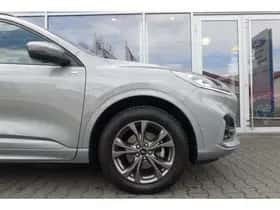 Ford Kuga (2021) thumbnail 8