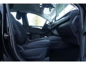 Ford Kuga (2022) thumbnail 19