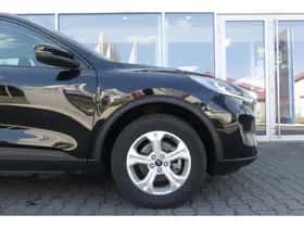 Ford Kuga (2022) thumbnail 8