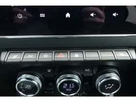 Renault Captur thumbnail 28