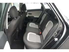 Kia Cee'd (2012) thumbnail 16