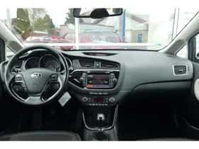 Kia Cee'd (2012) thumbnail 22