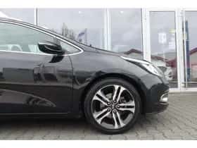 Kia Cee'd (2012) thumbnail 8