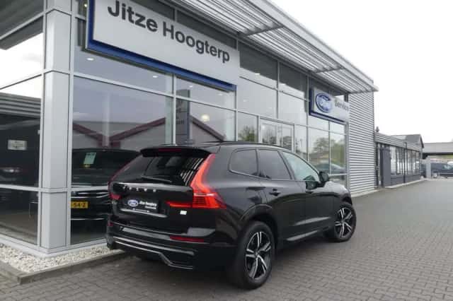 Volvo XC60 (2021) thumbnail 2