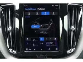 Volvo XC60 (2021) thumbnail 34
