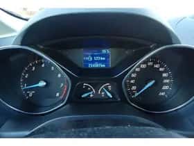 Ford C-Max (2012) thumbnail 25