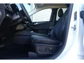 Ford Kuga (2022) thumbnail 19