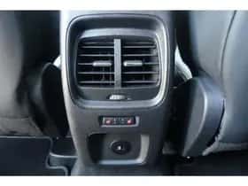 Ford Kuga (2022) thumbnail 39
