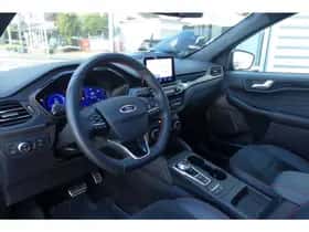 Ford Kuga (2022) thumbnail 21