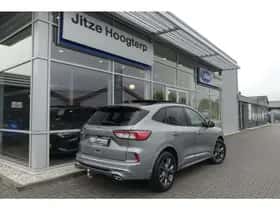 Ford Kuga (2022) thumbnail 2