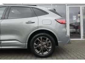 Ford Kuga (2022) thumbnail 9