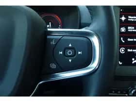 Volvo XC40 (2022) thumbnail 22