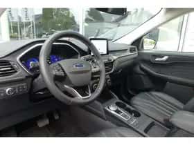 Ford Kuga (2022) thumbnail 3