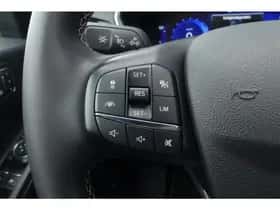 Ford Kuga (2022) thumbnail 28