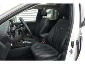 Ford Kuga (2022) thumbnail 4