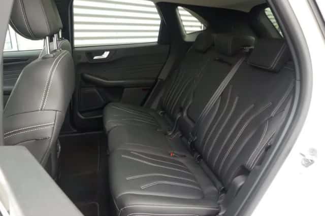Ford Kuga (2022) thumbnail 5
