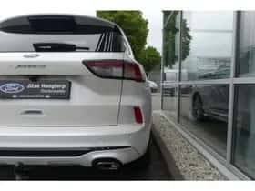 Ford Kuga (2022) thumbnail 41