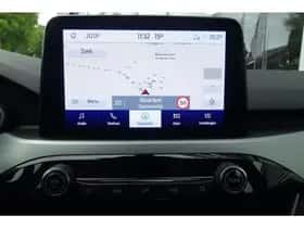 Ford Kuga (2022) thumbnail 29