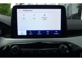 Ford Kuga (2022) thumbnail 30