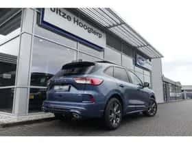 Ford Kuga (2022) thumbnail 2