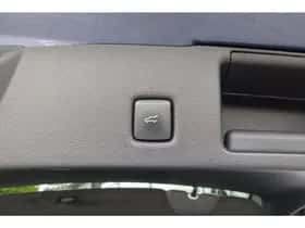 Ford Kuga (2022) thumbnail 17