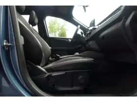 Ford Kuga (2022) thumbnail 23