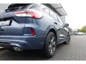 Ford Kuga (2022) thumbnail 32